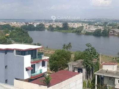 Immeuble 9 appartements R+4 moderne — Bingerville