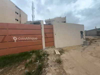 Villa duplex 5 pièces haut standing — Cocody Riviera Faya